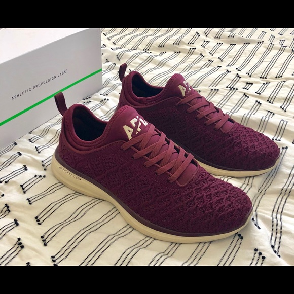 Men’s APL Techloom Phantom Running Shoes - Picture 3 of 7